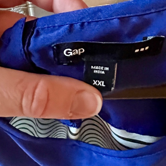 GAP Size XXL Striped Blouse with Button Detail on Back - Picture 4 of 5